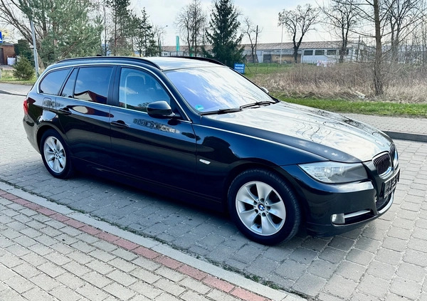 BMW Seria 3 cena 22900 przebieg: 298000, rok produkcji 2011 z Lwówek małe 436